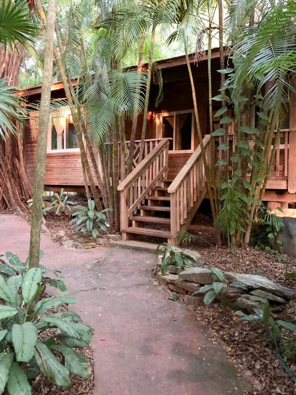 Posada Arco Iris, West End Exterior foto